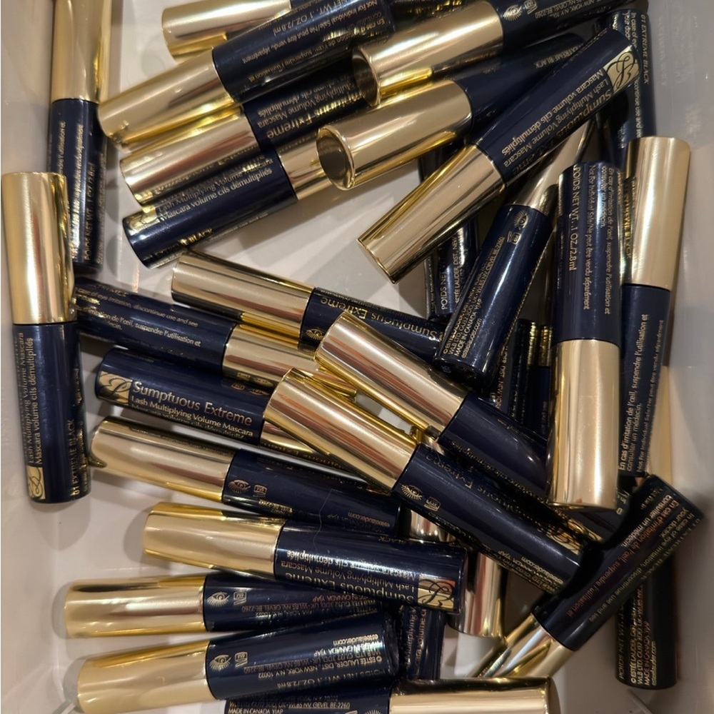 Estee Lauder Sumptuous Extreme Mascara - Gold and Black